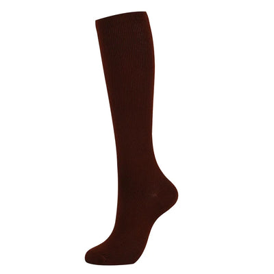 Brown compression sock for men and women, ideal for varicose veins support in sports and daily activities.