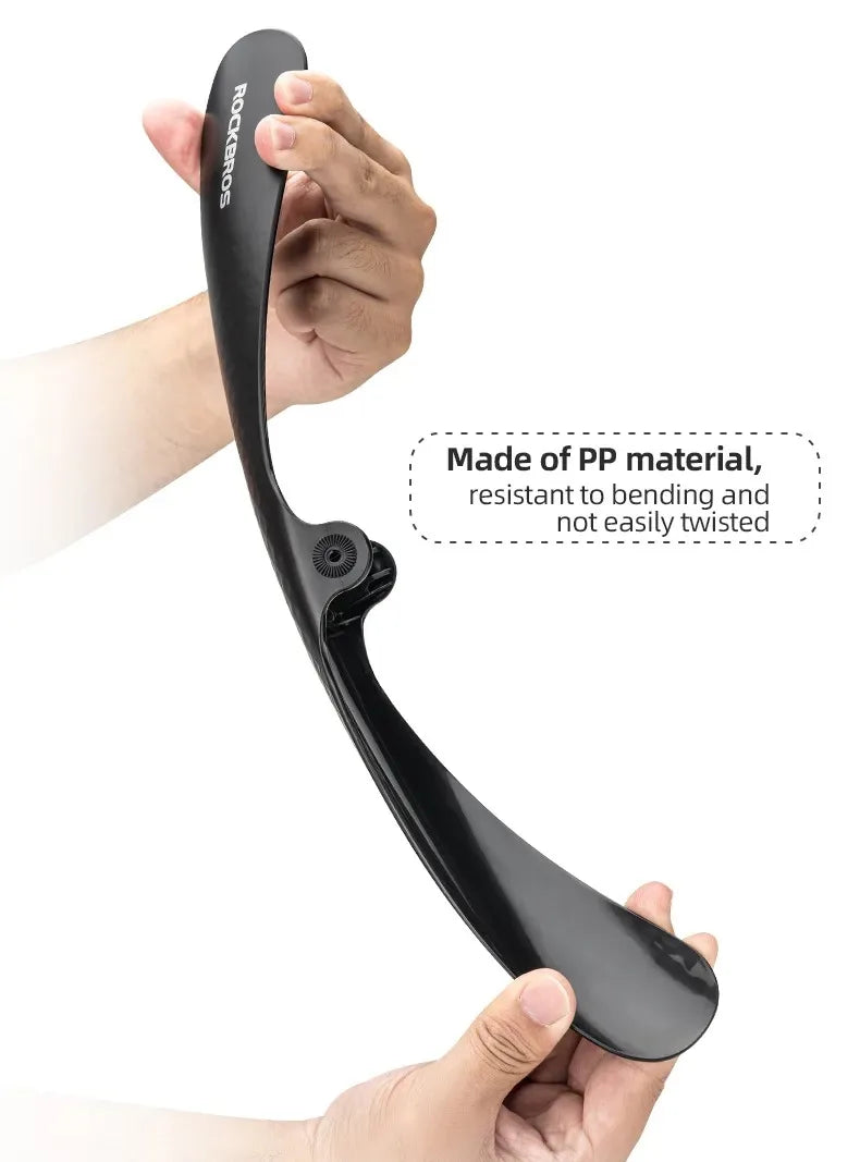 Bicycle mudguard made of soft PP plastic, flexible design suitable for road bikes, resistant to bending and twisting.