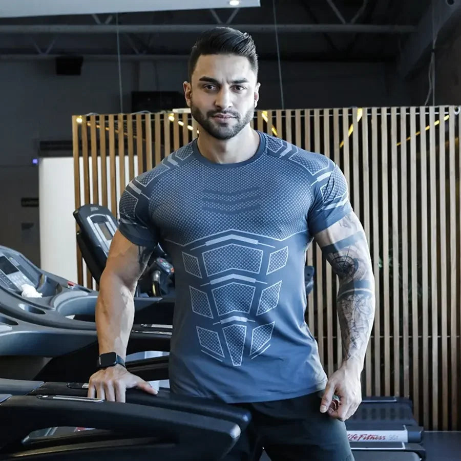 Men's 2024 quick dry sports training t-shirt, breathable polyester fitness top for bodybuilding and workouts.