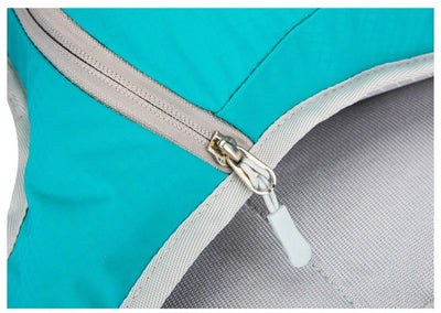 Close-up of the zipper on an ultralight waterproof hydration backpack, highlighting the durable polyester material.