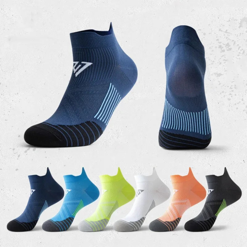 Breathable sports socks for men and women, featuring quick-dry compression design in multiple colors for running and fitness.