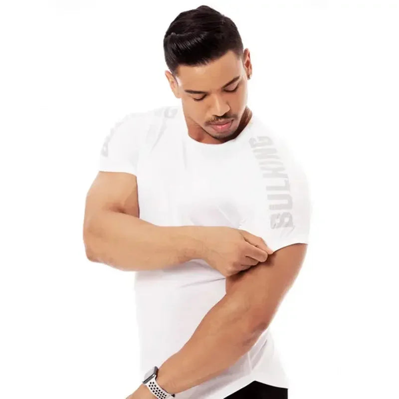Men's white quick-dry running T-shirt, short sleeves, perfect for bodybuilding and fitness training.