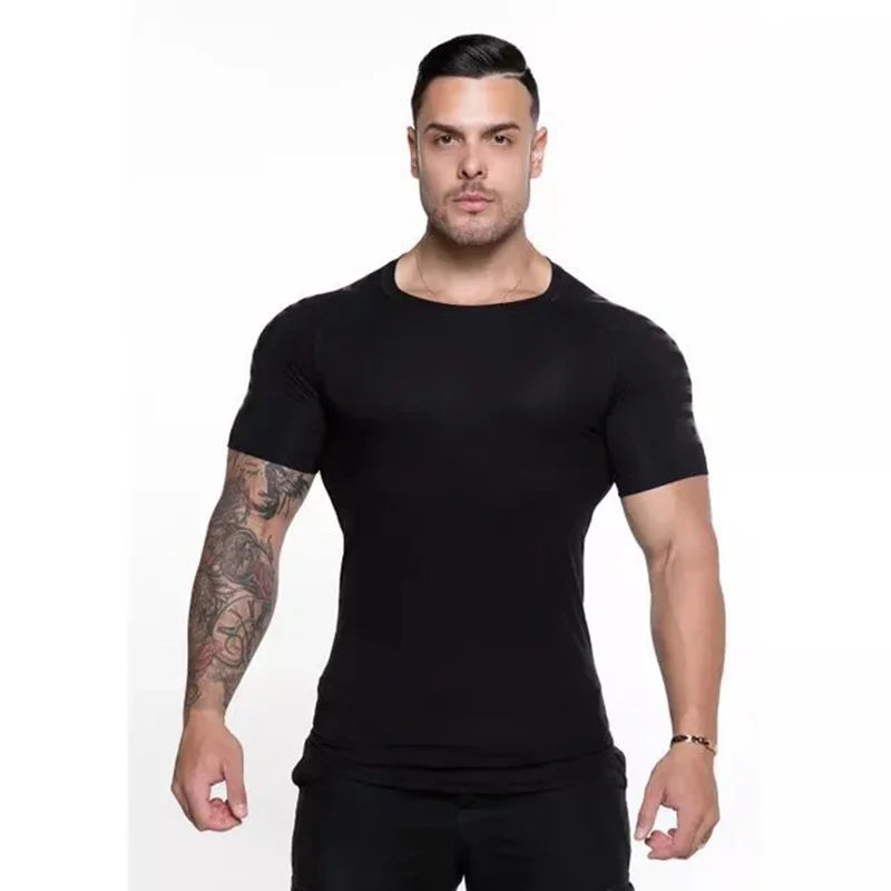 2024 Men Running Sports T-shirt in black, short sleeves, quick dry fabric for fitness and bodybuilding.
