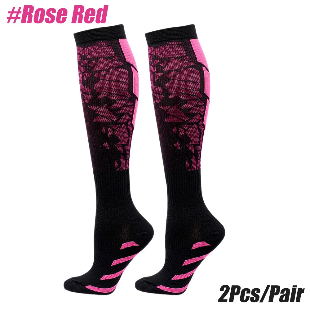 Rose red compression socks for men and women, calf support for running and exercise, designed for optimal comfort.